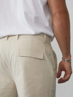 Cargobroeken Tapered Cargobroek Damon Heren Wit -Herenkleding Winkel 2a82cc30c198691c963bc6b480a30f37