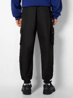 BERSHKA Cargobroeken Tapered Cargobroek Heren Zwart -Herenkleding Winkel 59b3eff828f98c7bf51f5f7faa870d42