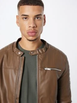 Herenkleding Winkel -Herenkleding Winkel 5f590414172193b5a28bc7c754abde57