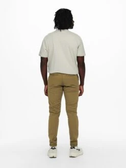 Only & Sons Chinos Tapered Chino CAM Heren Kaki -Herenkleding Winkel 80aa9b566c0c9c97c2456128f431708b