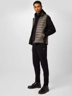 Calvin Klein Bodywarmers Bodywarmer Heren Taupe 11 Calvin Klein Bodywarmers Bodywarmer Heren Taupe -Herenkleding Winkel 944955127fd9f81622a2fe0894272c67