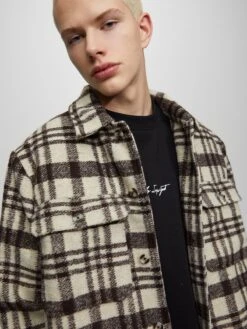 PULL & BEAR Tussenjassen Tussenjas Heren Crème -Herenkleding Winkel 98c40363d59b189484d09d9be56a7d70