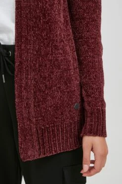 OXMO Vesten Gebreid Vest Elisabet Knit Heren Wijnrood -Herenkleding Winkel cd9f3b27ae7882c88c6c5d0fc38674a0