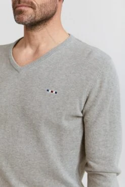 V-hals Truien Trui Fynjard Heren Stone Grey -Herenkleding Winkel ee1c0a8c930784b544478799d77d79f6