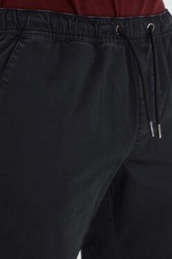 Solid Chino Shorts Regular Chino BRADLEY Heren Zwart -Herenkleding Winkel f825d143525bb0ec015c6ee7e02ae3c7