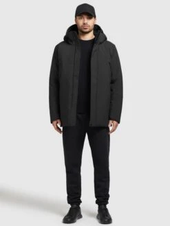 Khujo Winterjassen Winterjas Toto Heren Zwart -Herenkleding Winkel ffd2e1ebb171462809ee26fc6472a1da